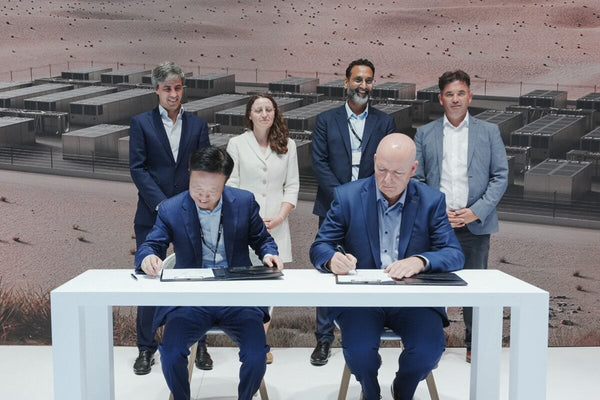 Germany BESS roundup TotalEnergies Kyon Energy Envision Ju:niz Flower 2026 project financing deployment analysis featured image