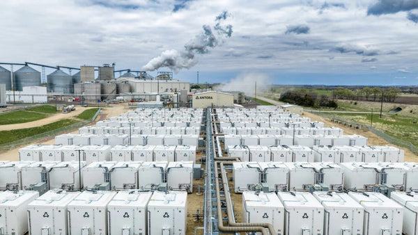 Antora Energy US$550 million Series C thermal battery carbon block TPV 2400C multi-day energy storage industrial decarbonization data center power analysis 2026