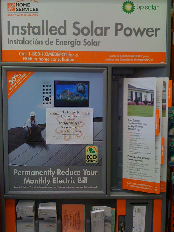 Homeowner mobile app dashboard displaying battery peak shaving savings and usage
