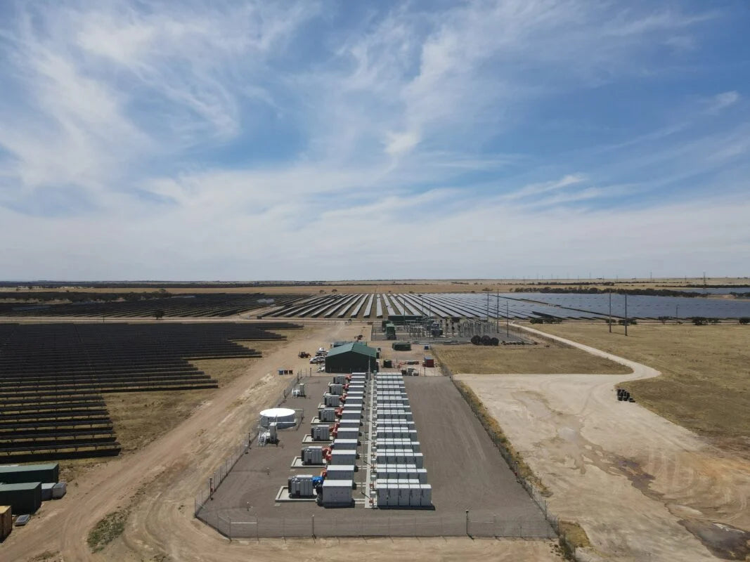 AU$1.4 Billion Green Tsunami: How Vena Energy's Australian Solar+Storage Financing Reshapes Asia-Pacific Clean Energy Investment — Analysis