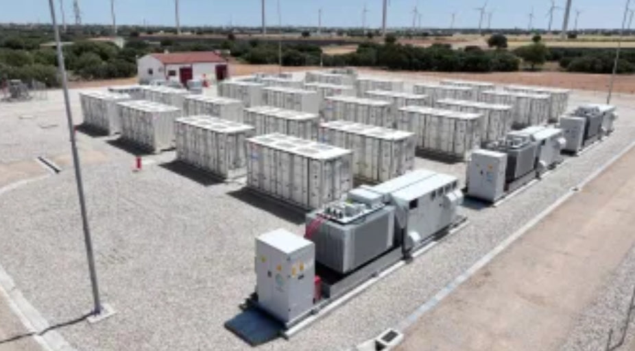 EDP Las Lomillas Wind-Solar-Storage Hybrid Project Analysis — 36MW 72MWh BESS Grid Connection Optimization NextGenerationEU Iberian Portfolio Future 2026