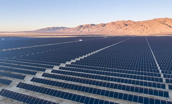Avantus $1.05B solar-storage financing California IPP