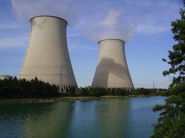 France heatwave solar power supports grid nuclear outage battery storage evening peak resilience