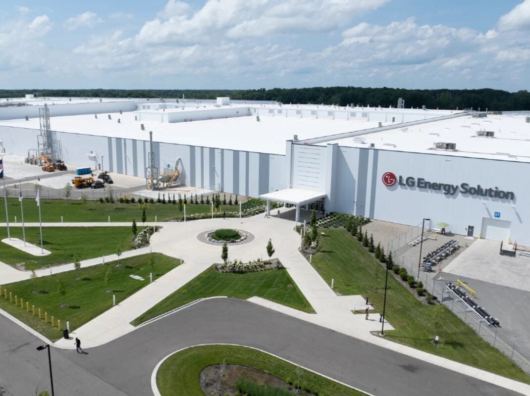 LG Energy Solution Tesla Megapack 3 LFP Supply Analysis — US Domestic Cell Policy IRA Tariffs Impact 2026