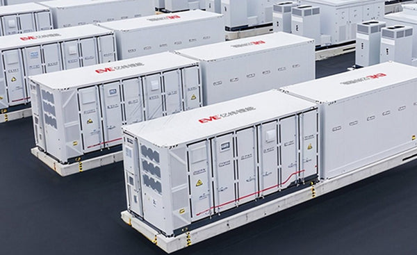 Utility scale solar plus storage in hot climate Latin America representing Wood Mackenzie 34GW storage forecast 2035 Chile Mexico Brazil Argentina Dominican 2026